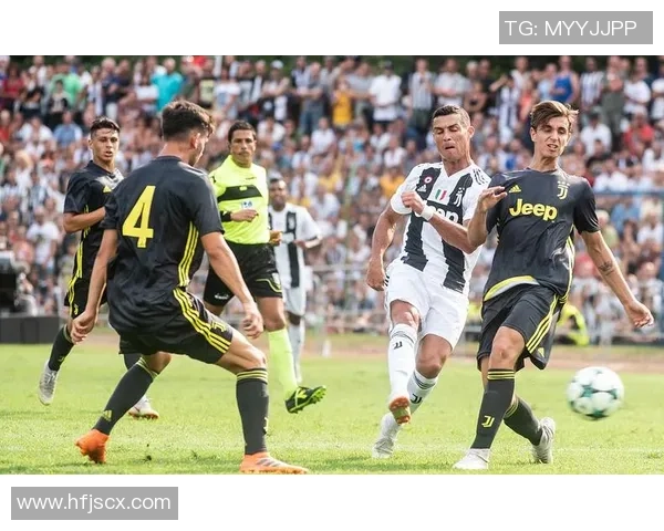 欧联杯精彩对决拜仁与尤文图斯战成平局引发全场热烈反响